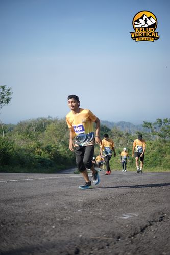 Race photo from Kelud Vertical Challenge 2024