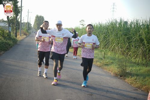 Race photo from Kediri Half Marathon 2024