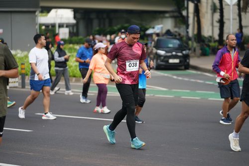 Race photo from Assurance Fun Run 2024