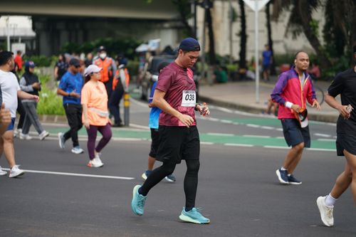 Race photo from Assurance Fun Run 2024