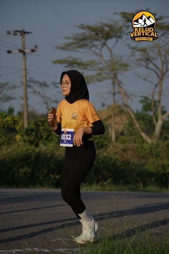 Race photo from Kelud Vertical Challenge 2024