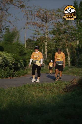 Race photo from Kelud Vertical Challenge 2024