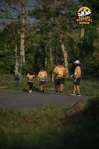 Race photo from Kelud Vertical Challenge 2024