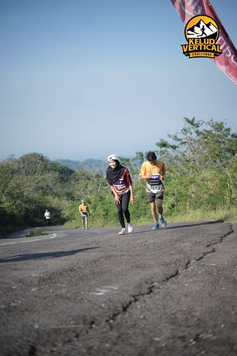 Race photo from Kelud Vertical Challenge 2024