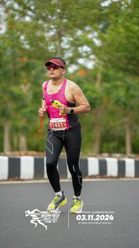 Race photo from Arutmin Borneo Run 2024