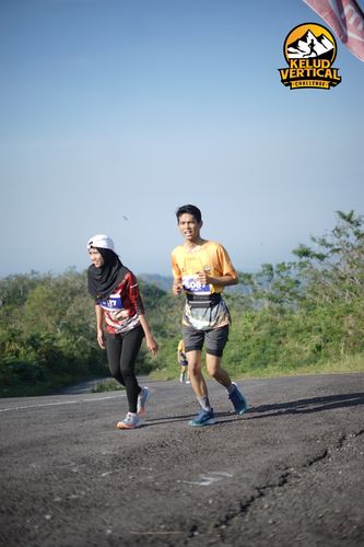 Race photo from Kelud Vertical Challenge 2024
