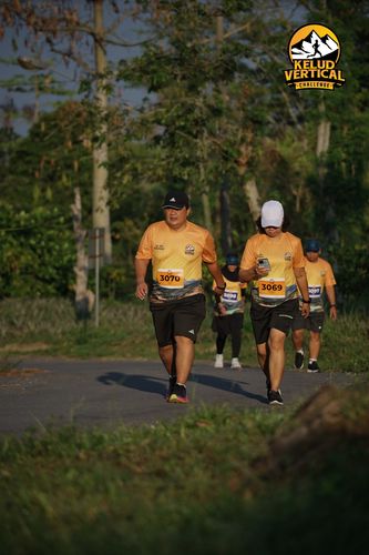 Race photo from Kelud Vertical Challenge 2024