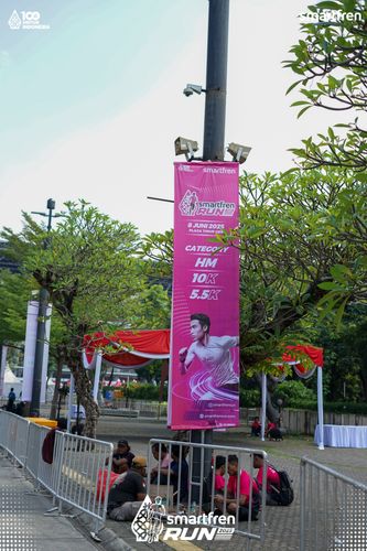 Race photo from Smartfren Run 2025 