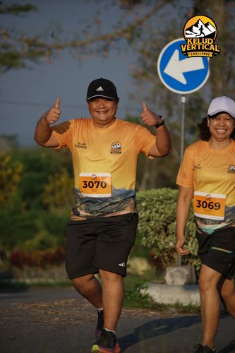 Race photo from Kelud Vertical Challenge 2024
