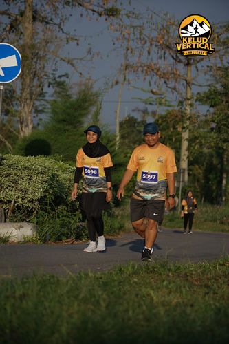 Race photo from Kelud Vertical Challenge 2024