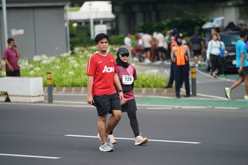 Race photo from Assurance Fun Run 2024