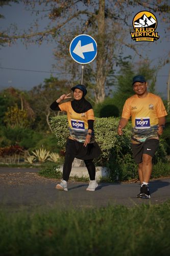 Race photo from Kelud Vertical Challenge 2024