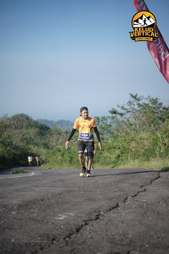 Race photo from Kelud Vertical Challenge 2024