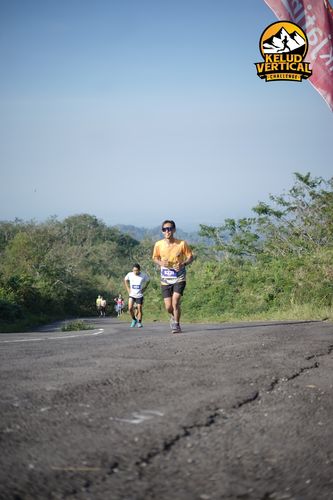 Race photo from Kelud Vertical Challenge 2024