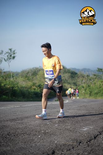 Race photo from Kelud Vertical Challenge 2024