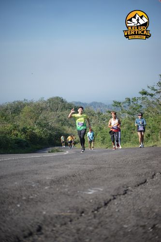 Race photo from Kelud Vertical Challenge 2024