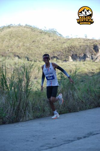 Race photo from Kelud Vertical Challenge 2024