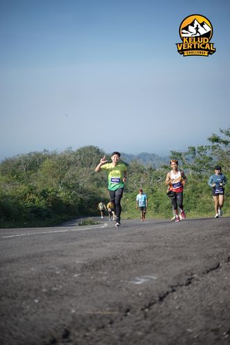 Race photo from Kelud Vertical Challenge 2024
