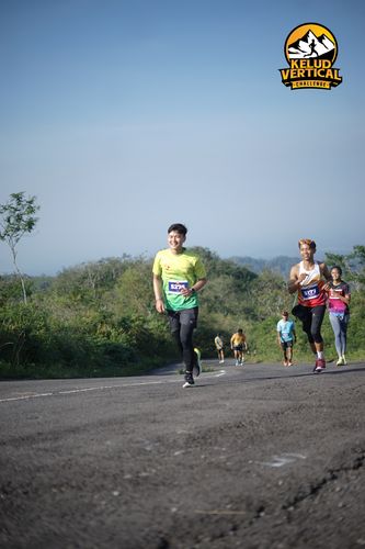 Race photo from Kelud Vertical Challenge 2024