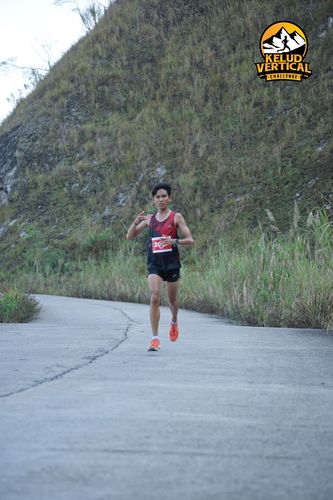 Race photo from Kelud Vertical Challenge 2024