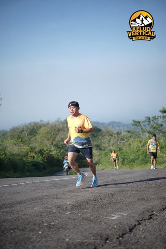 Race photo from Kelud Vertical Challenge 2024
