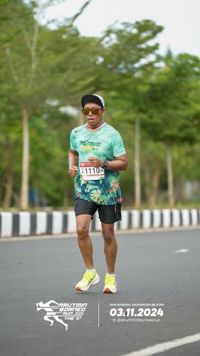 Race photo from Arutmin Borneo Run 2024