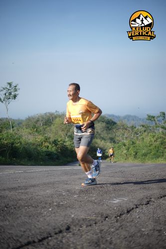 Race photo from Kelud Vertical Challenge 2024