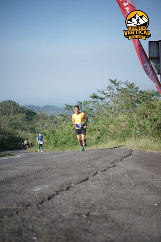 Race photo from Kelud Vertical Challenge 2024