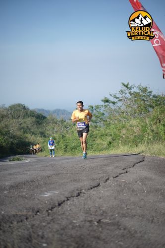 Race photo from Kelud Vertical Challenge 2024
