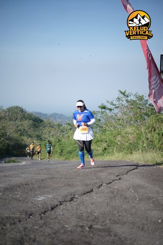 Race photo from Kelud Vertical Challenge 2024