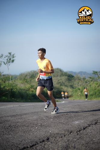 Race photo from Kelud Vertical Challenge 2024