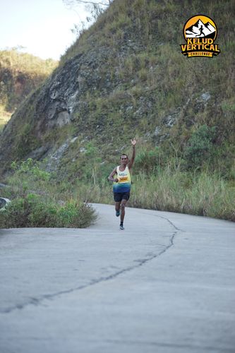 Race photo from Kelud Vertical Challenge 2024