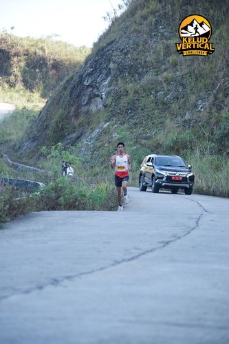 Race photo from Kelud Vertical Challenge 2024