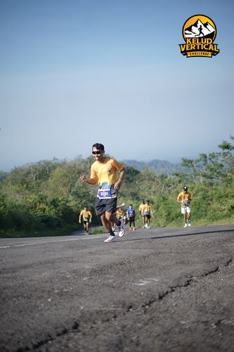 Race photo from Kelud Vertical Challenge 2024