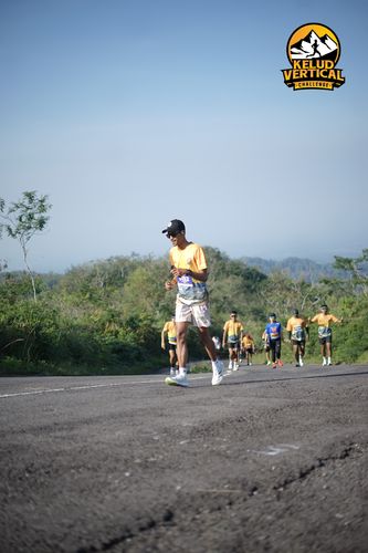 Race photo from Kelud Vertical Challenge 2024