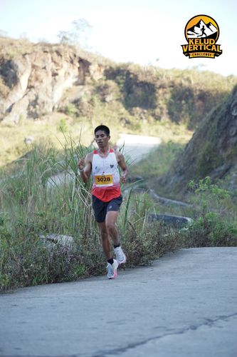 Race photo from Kelud Vertical Challenge 2024