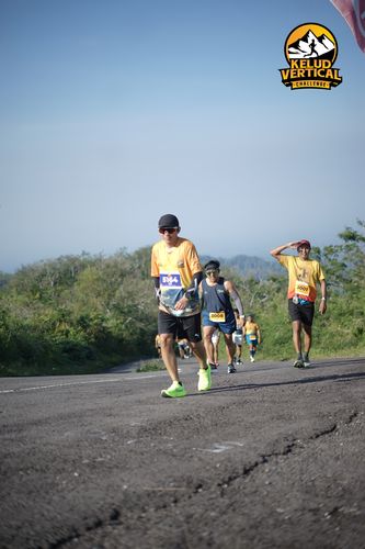 Race photo from Kelud Vertical Challenge 2024