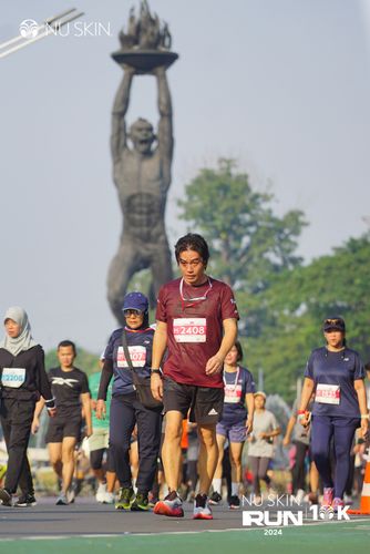 Race photo from Nu Skin Run 10K