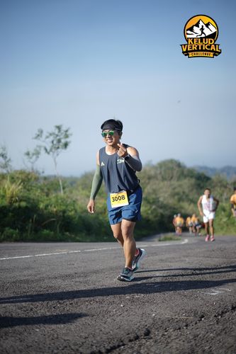 Race photo from Kelud Vertical Challenge 2024