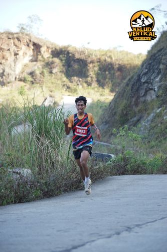 Race photo from Kelud Vertical Challenge 2024