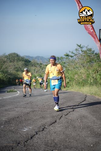Race photo from Kelud Vertical Challenge 2024