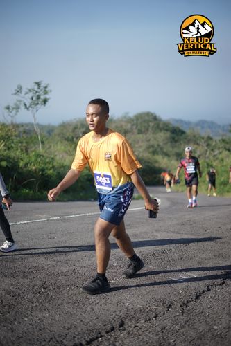Race photo from Kelud Vertical Challenge 2024