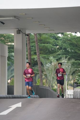 Race photo from Assurance Fun Run 2024