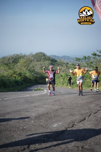 Race photo from Kelud Vertical Challenge 2024