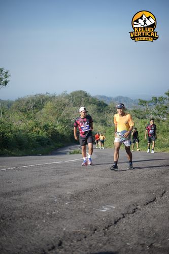 Race photo from Kelud Vertical Challenge 2024