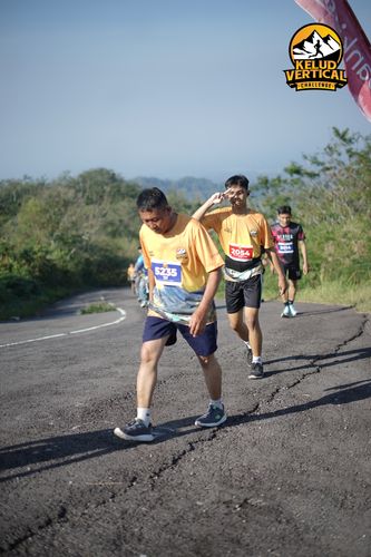 Race photo from Kelud Vertical Challenge 2024