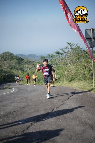 Race photo from Kelud Vertical Challenge 2024
