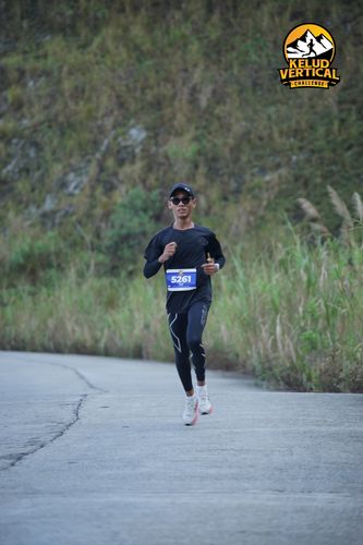 Race photo from Kelud Vertical Challenge 2024