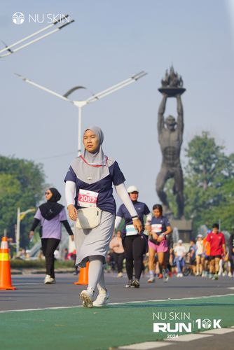 Race photo from Nu Skin Run 10K