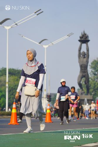 Race photo from Nu Skin Run 10K